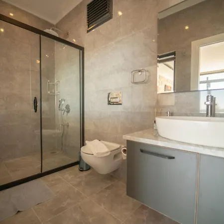 Oliva Hotel 4*