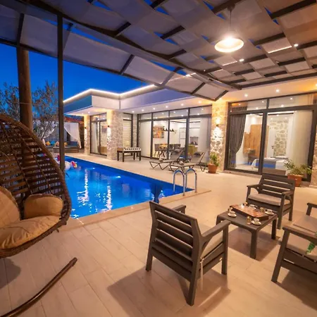 Oliva Hotel 4*